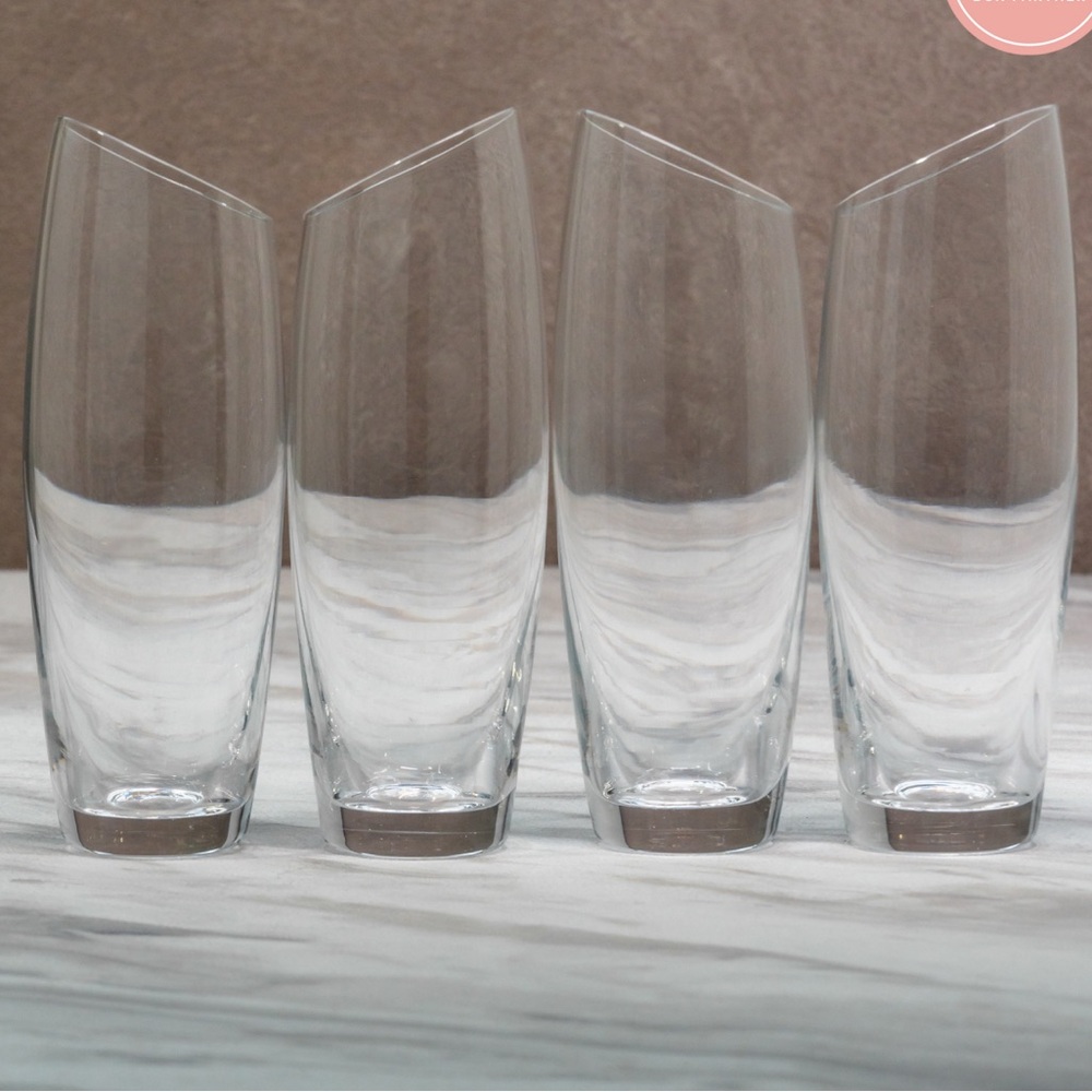 BRAND NEW IN BOX! Bomshbee Sloane Champagne Flutes - Set of 4
